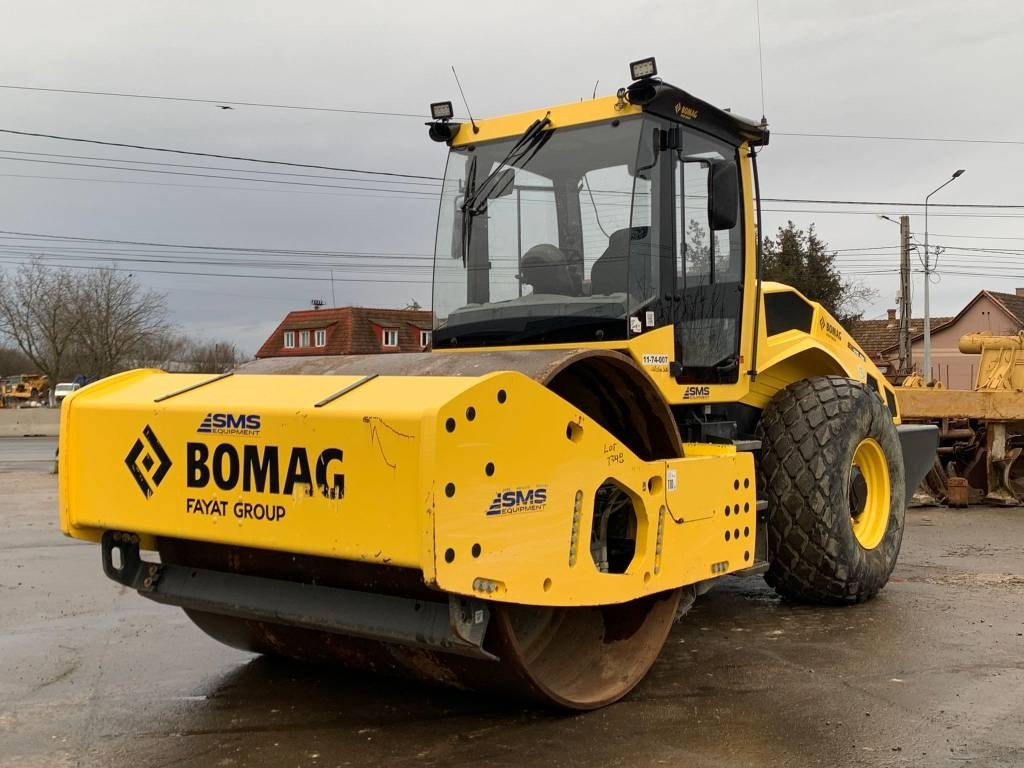 Bomag BW219 DH5+3D Trimble GPS - Compacteur à pieds de mouton/ Monocylindre: photos 1 Bomag BW219 DH5+3D Trimble GPS - Compacteur à pieds de mouton/ Monocylindre: photos 1