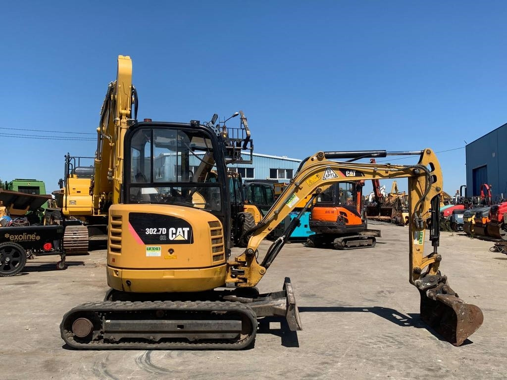 CAT 302.7 CR - Mini pelle: photos 3 CAT 302.7 CR - Mini pelle: photos 3