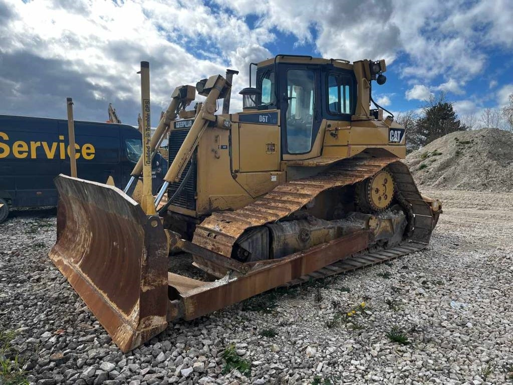CAT D 6 T LGP - Bulldozer: photos 1 CAT D 6 T LGP - Bulldozer: photos 1