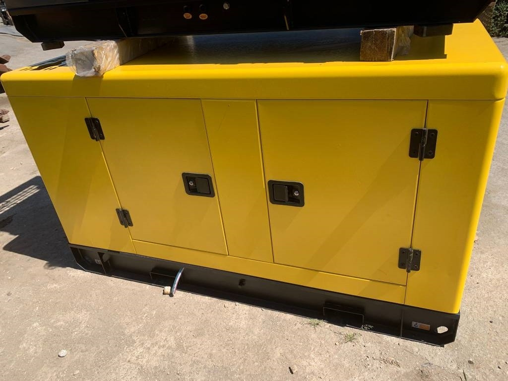 Compal VG-R30 - Groupe électrogène: photos 2 Compal VG-R30 - Groupe électrogène: photos 2