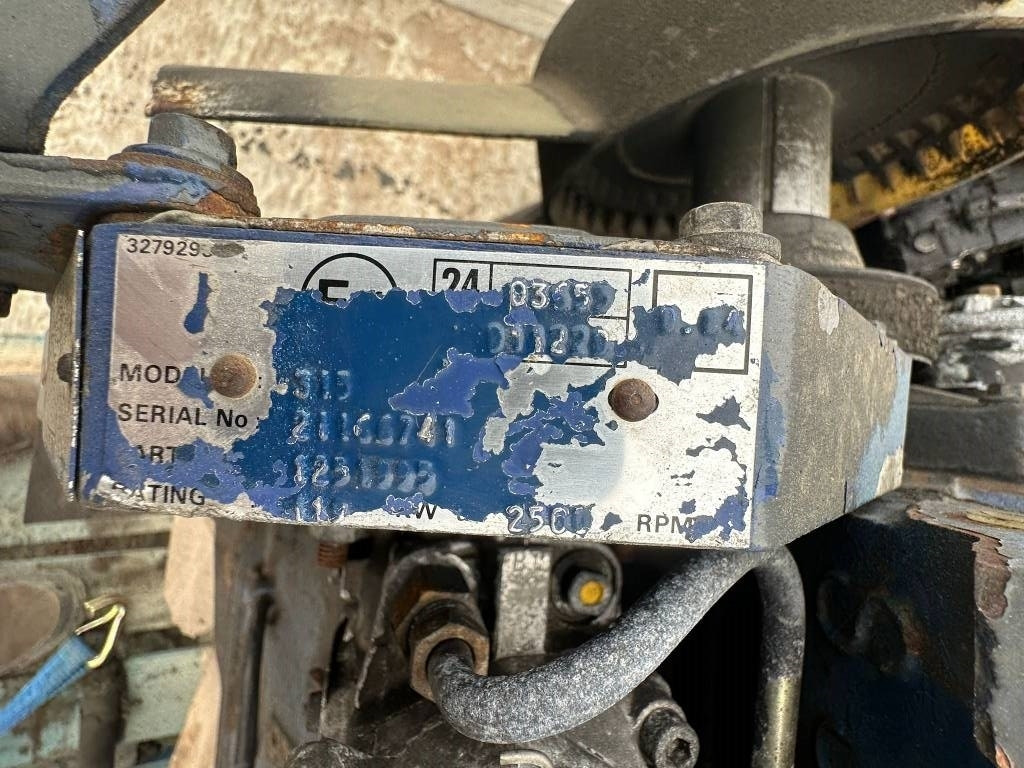 Cummins 315 - Moteur pour Engins de chantier: photos 4 Cummins 315 - Moteur pour Engins de chantier: photos 4