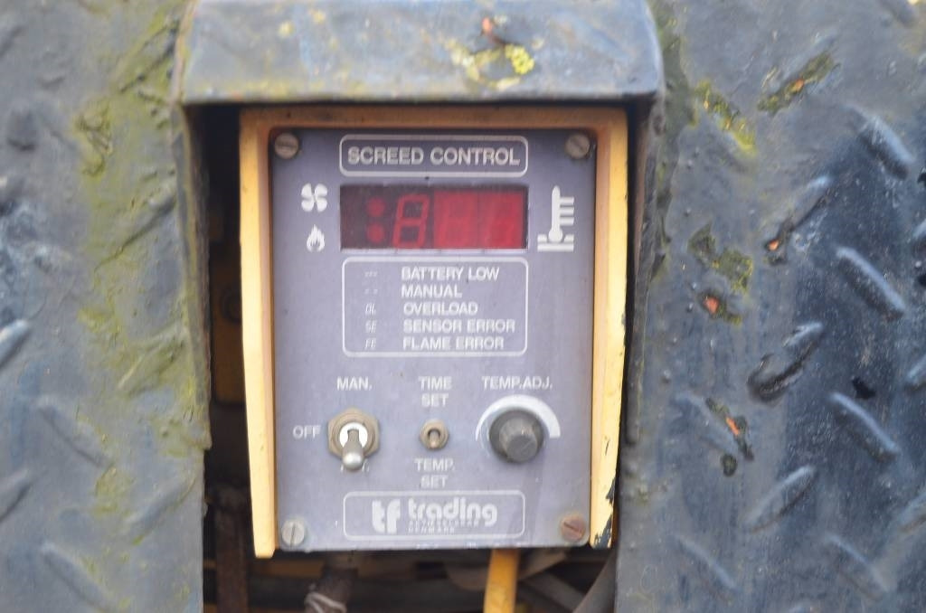 Demag DF 100 P - Finisseur: photos 3 Demag DF 100 P - Finisseur: photos 3