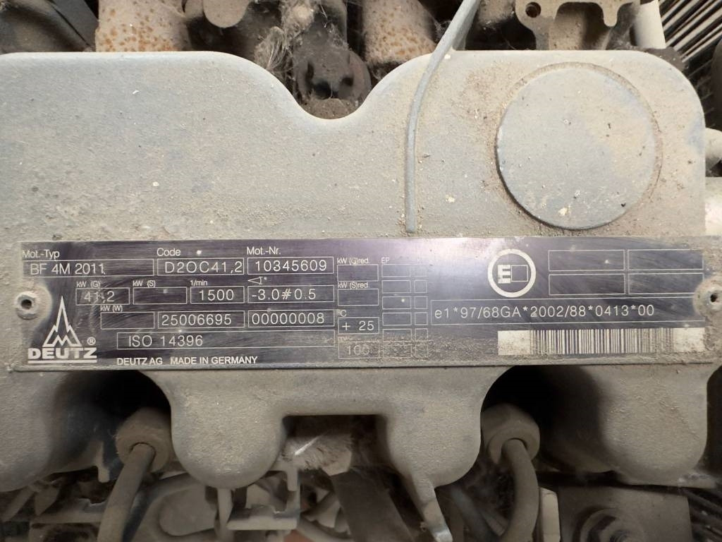 Deutz BF4M2011 ENGINE - Moteur pour Engins de chantier: photos 2 Deutz BF4M2011 ENGINE - Moteur pour Engins de chantier: photos 2