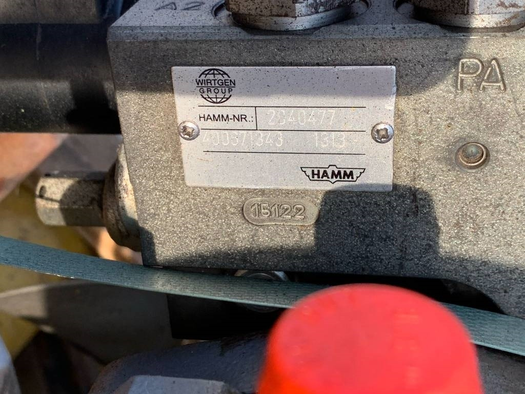 Hamm H12VV Hydraulic Pump  - Hydraulique pour Engins de chantier: photos 3 Hamm H12VV Hydraulic Pump  - Hydraulique pour Engins de chantier: photos 3