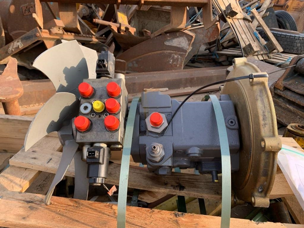 Hamm H12VV Hydraulic Pump  - Hydraulique pour Engins de chantier: photos 1 Hamm H12VV Hydraulic Pump  - Hydraulique pour Engins de chantier: photos 1