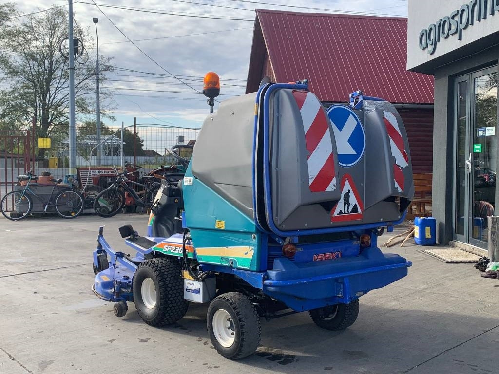 Iseki SF 230 FH - Motofaucheuse: photos 3 Iseki SF 230 FH - Motofaucheuse: photos 3