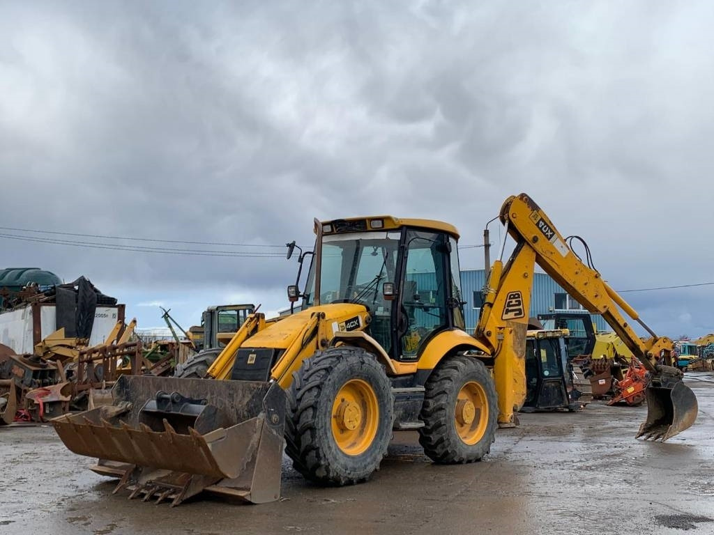 JCB 4 CX - Tractopelle: photos 1 JCB 4 CX - Tractopelle: photos 1