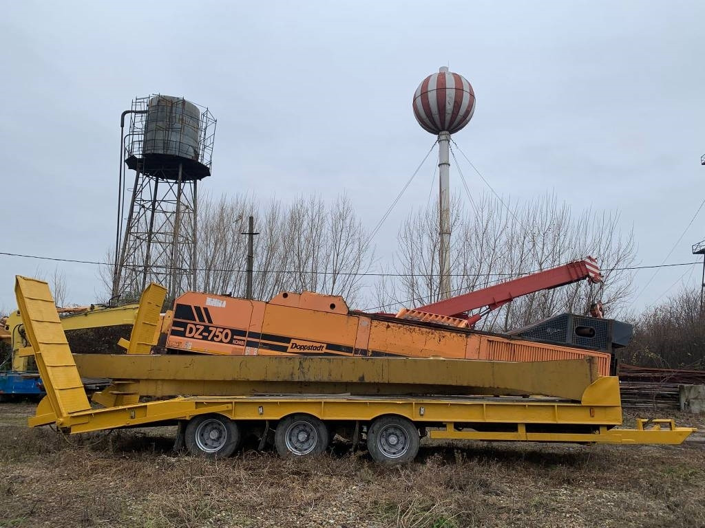 JPM Engineering - Remorque porte-engin surbaissée: photos 5 JPM Engineering - Remorque porte-engin surbaissée: photos 5