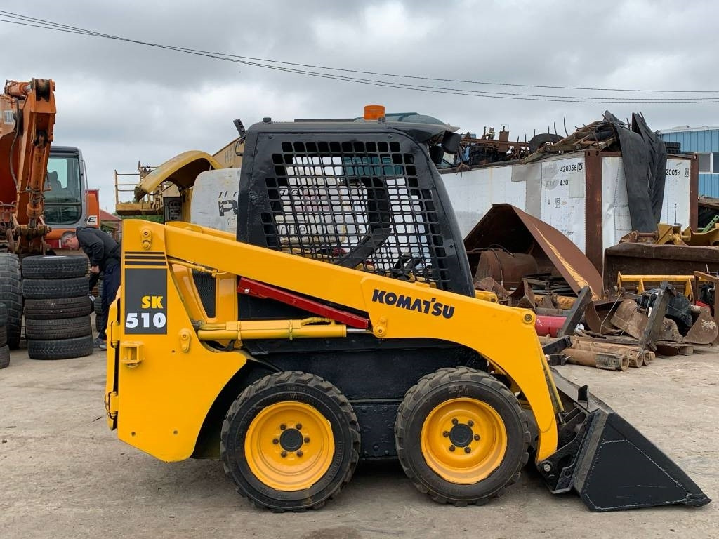 Komatsu SK 510 - Mini chargeuse: photos 5 Komatsu SK 510 - Mini chargeuse: photos 5