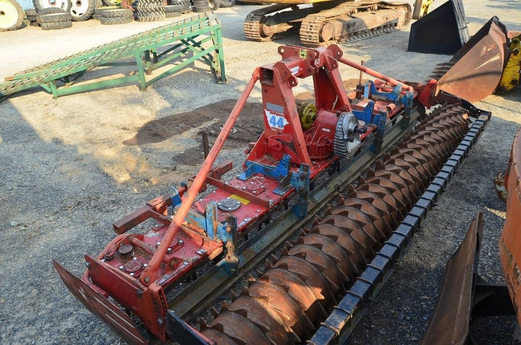 Lely Roterra - Herse rotative: photos 3 Lely Roterra - Herse rotative: photos 3