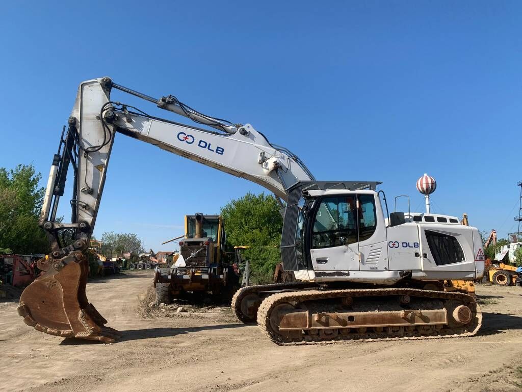 Liebherr R 936 LC Liebherr R 936 LC - Pelle sur chenille: photos 2 Liebherr R 936 LC Liebherr R 936 LC - Pelle sur chenille: photos 2