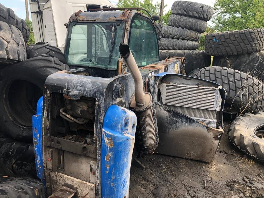 New Holland For Parts LM 5060 - Chariot télescopique: photos 2 New Holland For Parts LM 5060 - Chariot télescopique: photos 2