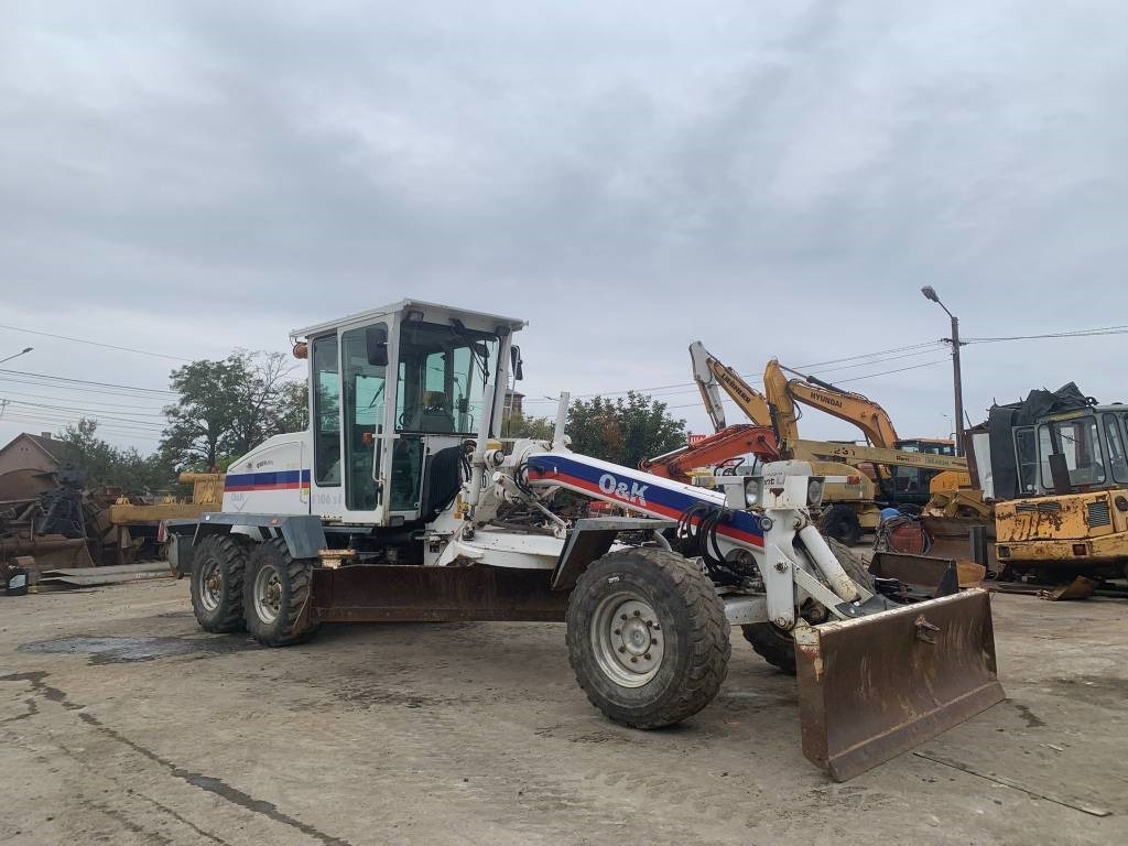 O&K F 106.5A - Niveleuse: photos 4 O&K F 106.5A - Niveleuse: photos 4