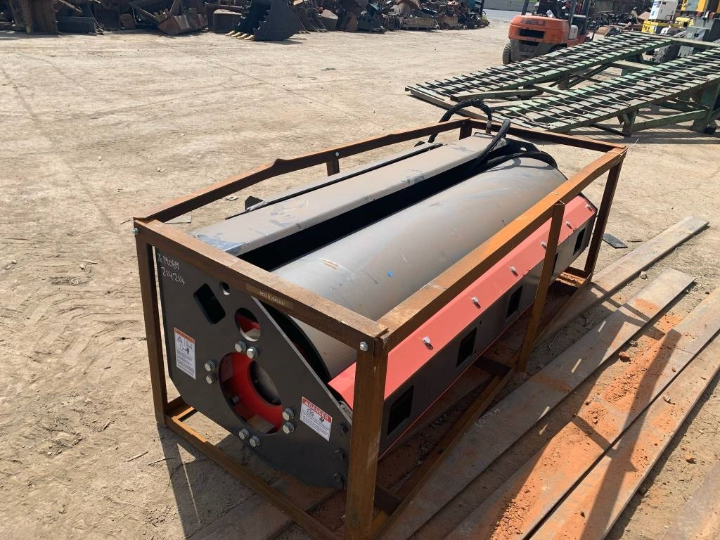 Raytree RMVR76 Vibratory Roller - Compacteur: photos 1 Raytree RMVR76 Vibratory Roller - Compacteur: photos 1