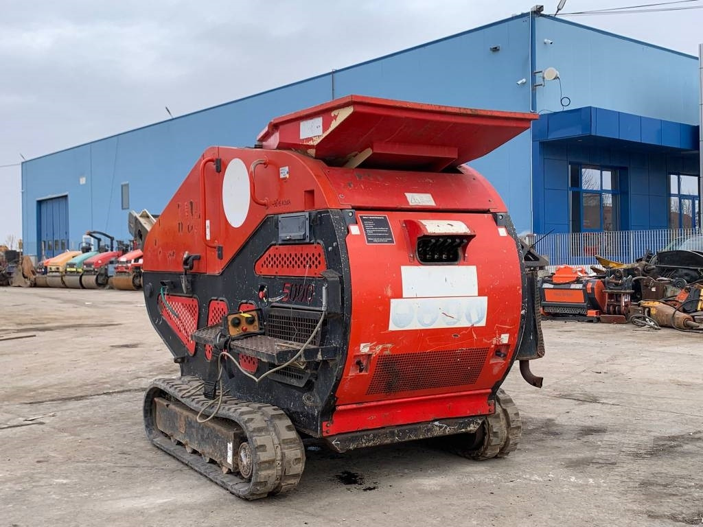 Red Rhino 5000 - Concasseur mobile: photos 3 Red Rhino 5000 - Concasseur mobile: photos 3