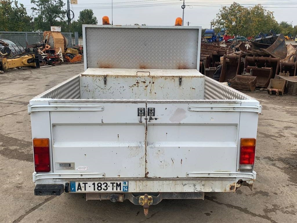 Renault Trafic - Fourgon utilitaire: photos 4 Renault Trafic - Fourgon utilitaire: photos 4