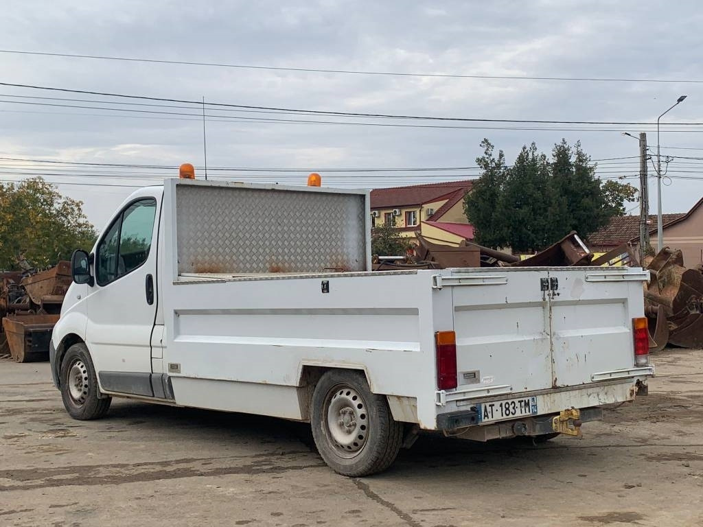 Renault Trafic - Fourgon utilitaire: photos 3 Renault Trafic - Fourgon utilitaire: photos 3