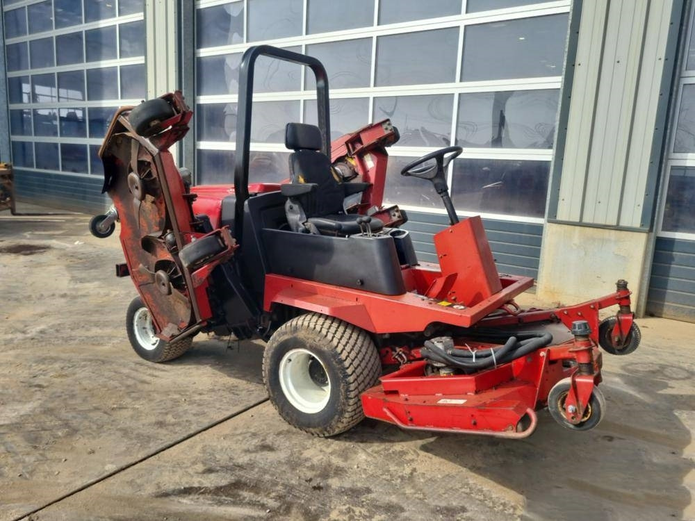 Toro GROUNDSMASTER 30410 - Motofaucheuse: photos 4 Toro GROUNDSMASTER 30410 - Motofaucheuse: photos 4
