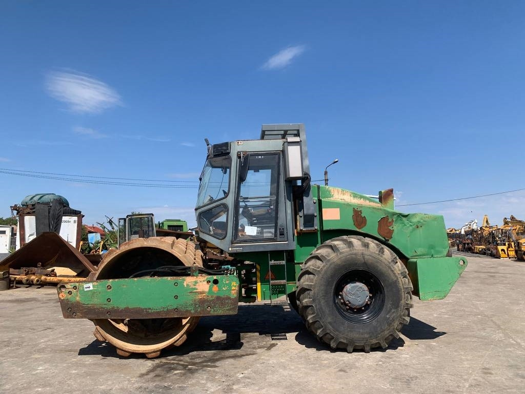 Vibromax W1405D - Compacteur à pieds de mouton/ Monocylindre: photos 2 Vibromax W1405D - Compacteur à pieds de mouton/ Monocylindre: photos 2