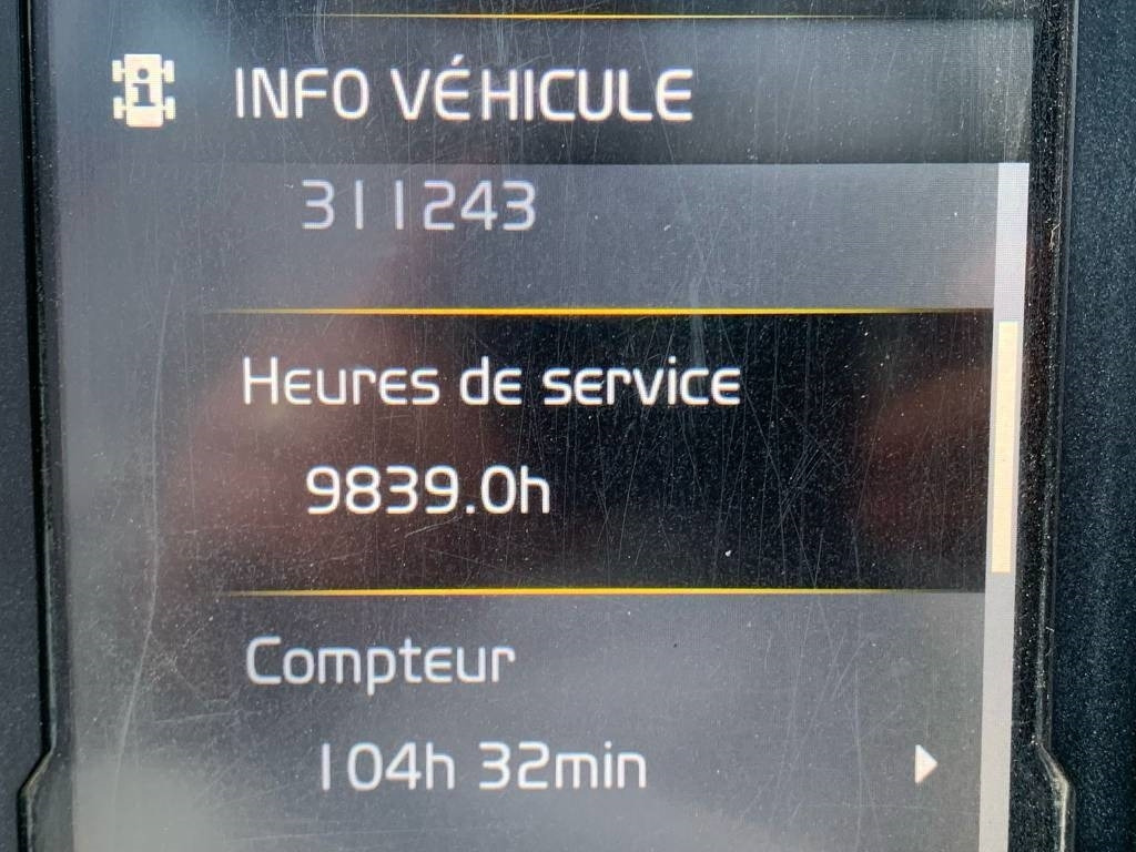 Pelle sur chenille Volvo ECR145EL: photos 14