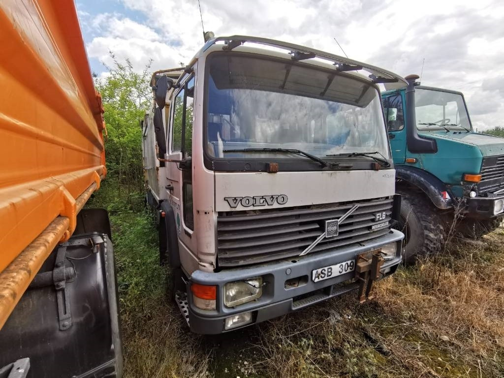 Volvo FL6 - Benne à ordures ménagères: photos 2 Volvo FL6 - Benne à ordures ménagères: photos 2