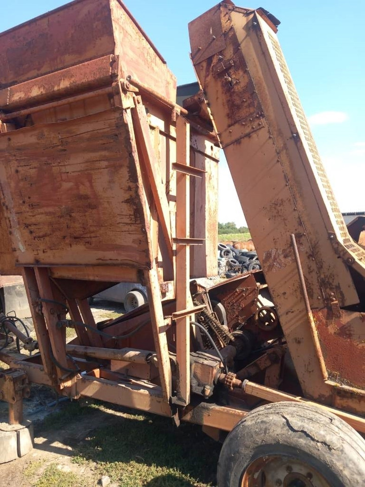 ZMAI 222 - Matériel de récolte: photos 5 ZMAI 222 - Matériel de récolte: photos 5