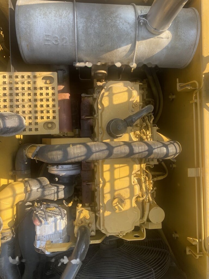 Caterpillar 325CL - Pelle sur chenille: photos 3 Caterpillar 325CL - Pelle sur chenille: photos 3
