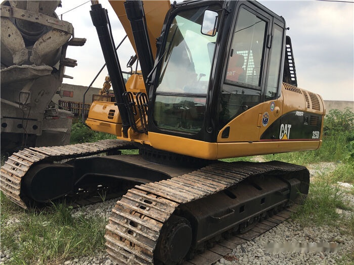 Caterpillar 325D - Pelle sur chenille: photos 5 Caterpillar 325D - Pelle sur chenille: photos 5