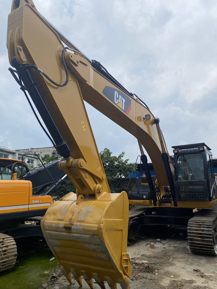 Caterpillar 330D - Pelle sur chenille: photos 1 Caterpillar 330D - Pelle sur chenille: photos 1