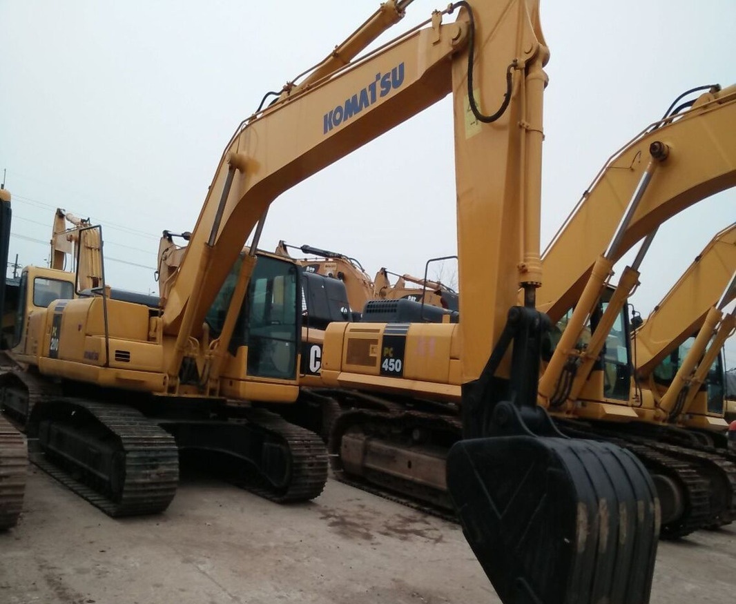 Komatsu PC200-7 - Pelle sur chenille: photos 3 Komatsu PC200-7 - Pelle sur chenille: photos 3