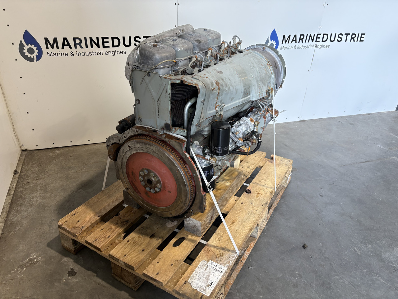 DEUTZ F4L 912 - Moteur pour Engins de chantier: photos 4 DEUTZ F4L 912 - Moteur pour Engins de chantier: photos 4