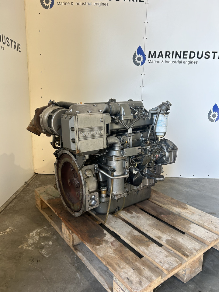 Yanmar 4LH-HTE (For parts) - Moteur: photos 5 Yanmar 4LH-HTE (For parts) - Moteur: photos 5