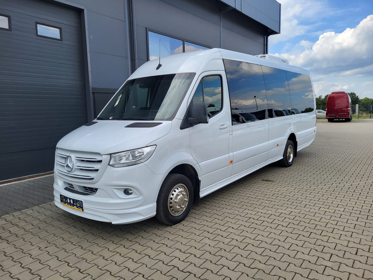 Mercedes-Benz Sprinter 519 CDI 24 places + 3 standing - Bus interurbain: photos 2 Mercedes-Benz Sprinter 519 CDI 24 places + 3 standing - Bus interurbain: photos 2