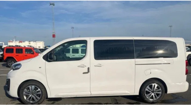 Peugeot Traveller VIP Business Lounge L3 FWD 2.0D A/T - 150hp - 8 seater - Minibus, Transport de personnes: photos 2 Peugeot Traveller VIP Business Lounge L3 FWD 2.0D A/T - 150hp - 8 seater - Minibus, Transport de personnes: photos 2