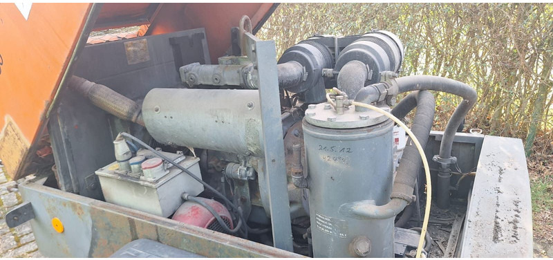 Demag DLT 0404 Komp - Compresseur d'air: photos 4 Demag DLT 0404 Komp - Compresseur d'air: photos 4