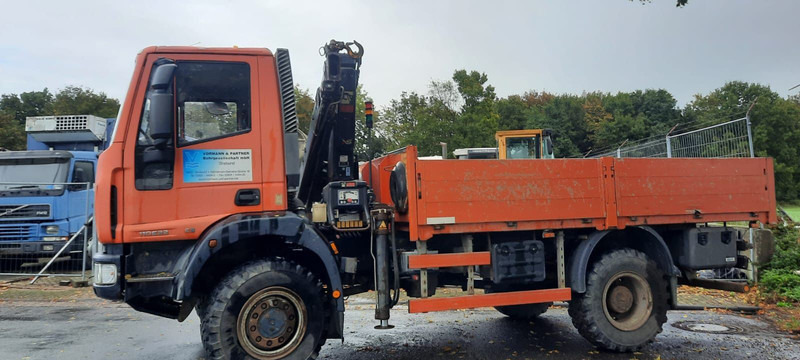Iveco ML110-220 4x4 mit Kran+Funk - Camion plateau, Camion grue: photos 3 Iveco ML110-220 4x4 mit Kran+Funk - Camion plateau, Camion grue: photos 3