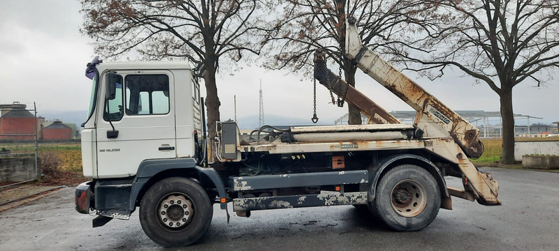 MAN M38 - Camion multibenne: photos 3 MAN M38 - Camion multibenne: photos 3