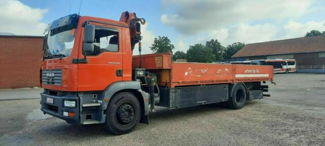 MAN TG-M18.280PS Hiab 111B-2 mit Funk - Camion plateau, Camion grue: photos 5 MAN TG-M18.280PS Hiab 111B-2 mit Funk - Camion plateau, Camion grue: photos 5