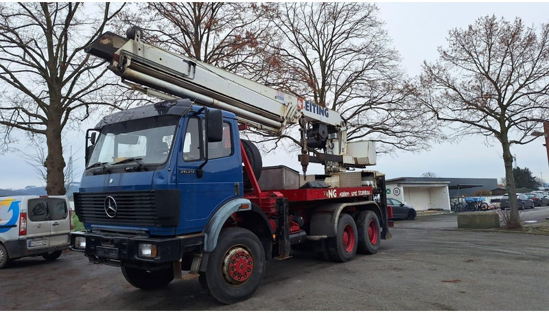 Mercedes-Benz 2629 AK Motorwagen mit Kran Dachdeckerkran6x6 - Camion plateau, Camion grue: photos 2 Mercedes-Benz 2629 AK Motorwagen mit Kran Dachdeckerkran6x6 - Camion plateau, Camion grue: photos 2