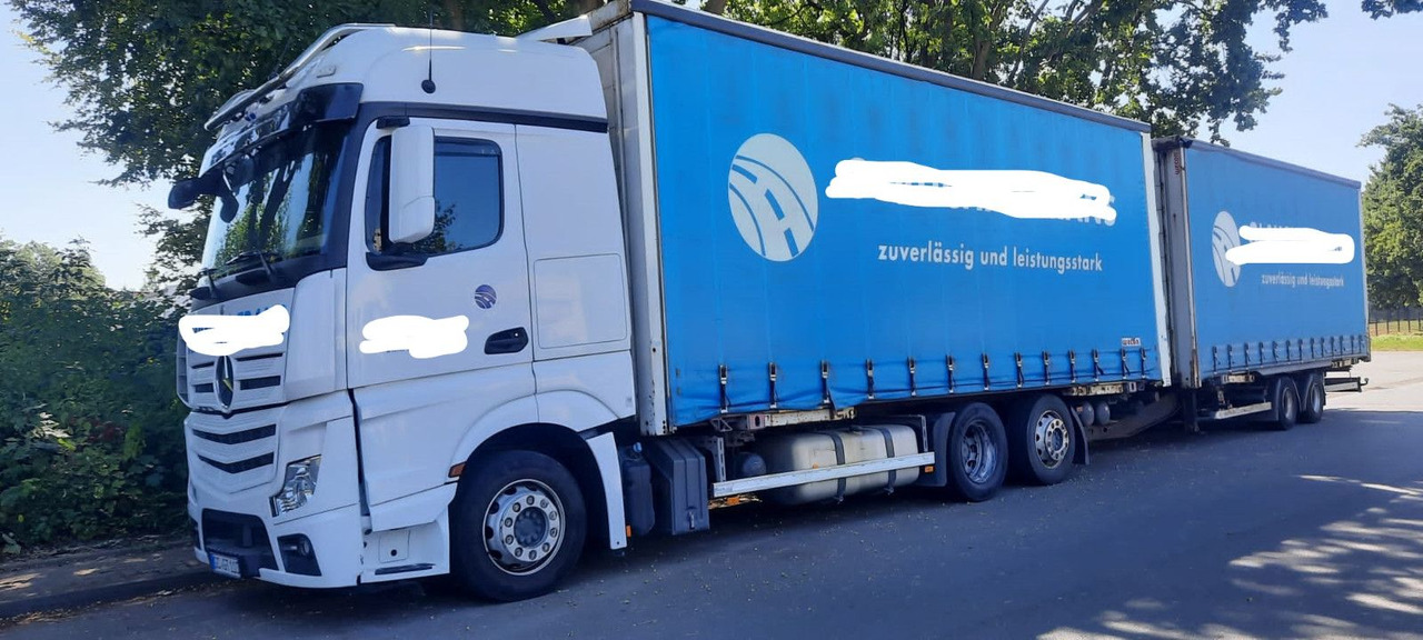 Mercedes-Benz 2642 Jumbozug Mit Hänger - Camion à rideaux coulissants: photos 1 Mercedes-Benz 2642 Jumbozug Mit Hänger - Camion à rideaux coulissants: photos 1