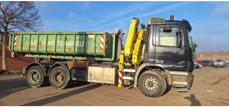 Mercedes-Benz 3335 - Camion benne, Camion grue: photos 2 Mercedes-Benz 3335 - Camion benne, Camion grue: photos 2