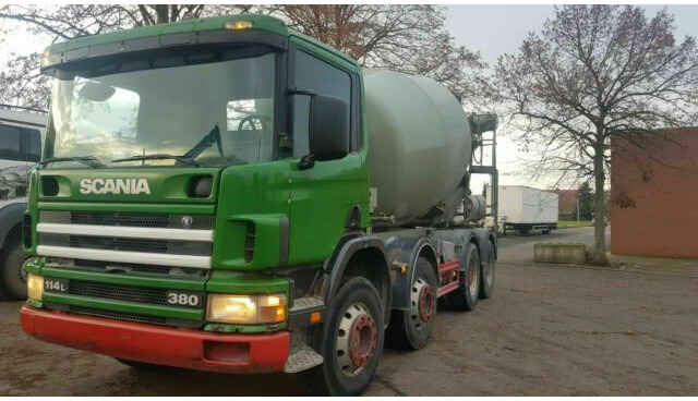 Scania 124-380PS 8x4 9-Qubik Stetter Euro:4 ZF-Schalte - Camion malaxeur: photos 2 Scania 124-380PS 8x4 9-Qubik Stetter Euro:4 ZF-Schalte - Camion malaxeur: photos 2