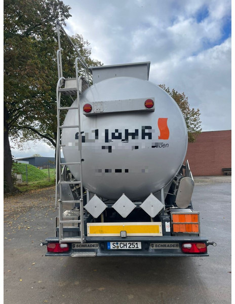 Schrader Chemie 7-Kammer - Semi-remorque citerne: photos 3 Schrader Chemie 7-Kammer - Semi-remorque citerne: photos 3