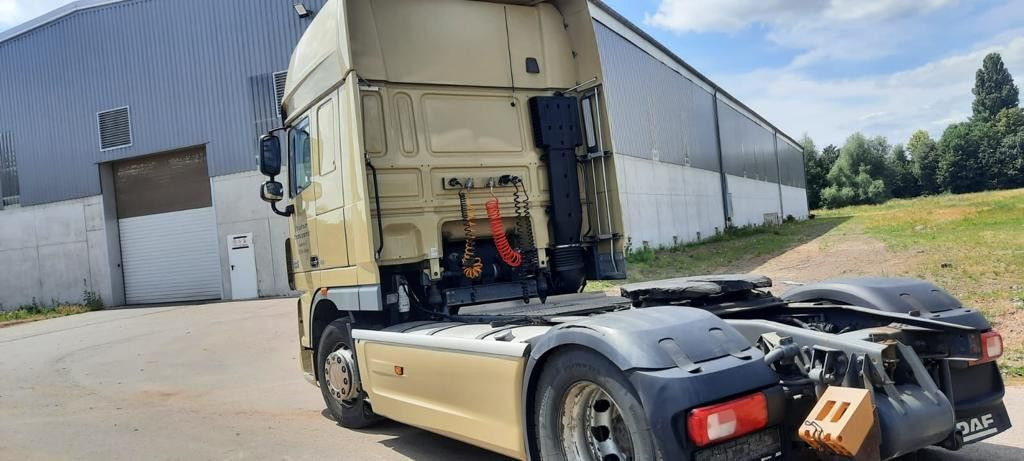 DAF 105-460 Super Spacs G.Haus/Hoch German - Tracteur routier: photos 4 DAF 105-460 Super Spacs G.Haus/Hoch German - Tracteur routier: photos 4
