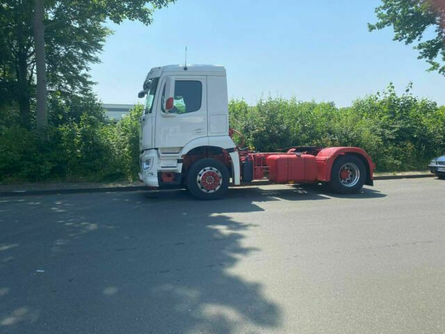 Mercedes-Benz 1843 M.Haus E6 Blatt/Luft 1-Hand - Tracteur routier: photos 1 Mercedes-Benz 1843 M.Haus E6 Blatt/Luft 1-Hand - Tracteur routier: photos 1