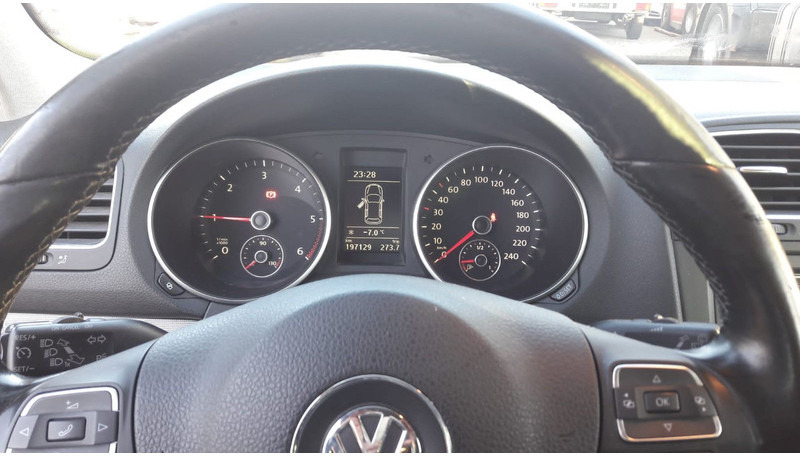 Voiture break Volkswagen Golf Variant Style: photos 11