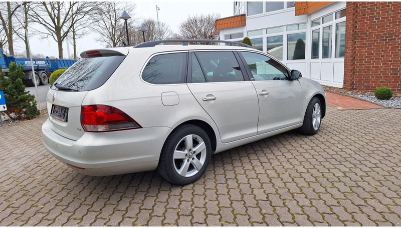 Voiture break Volkswagen Golf Variant Style: photos 9