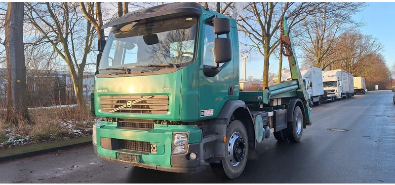 Volvo Absetzkipper FE-320 - Camion multibenne: photos 1 Volvo Absetzkipper FE-320 - Camion multibenne: photos 1
