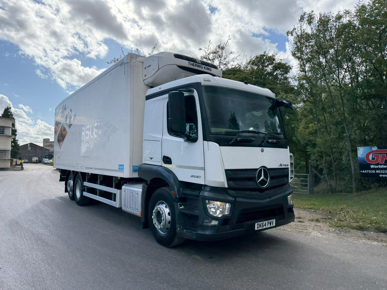 2014 Mercedes Actros Refrigerated Truck - Camion frigorifique: photos 2 2014 Mercedes Actros Refrigerated Truck - Camion frigorifique: photos 2