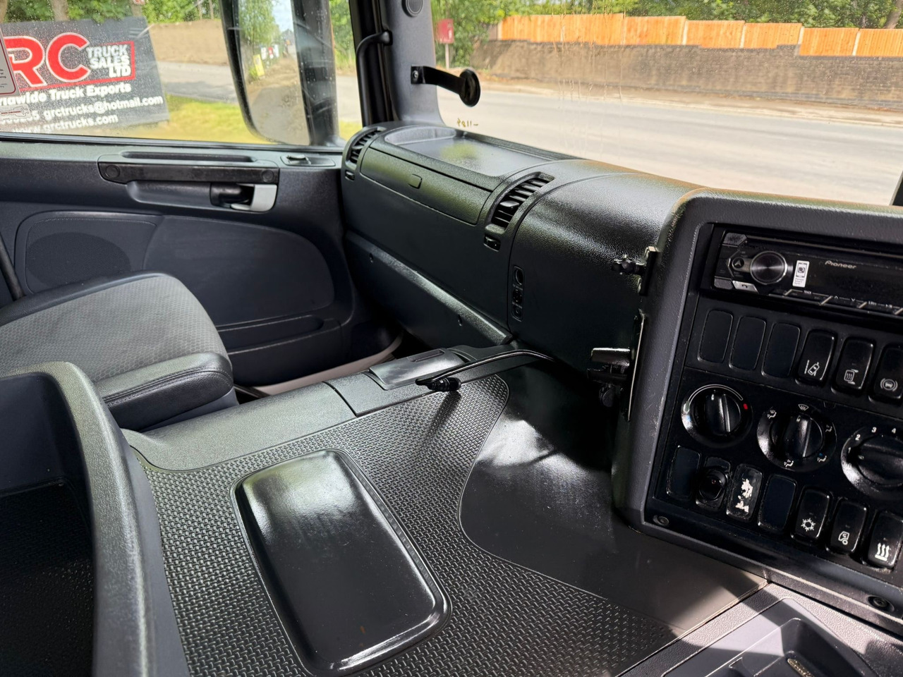 Camion frigorifique 2015 Scania P280 Refrigerated Truck: photos 11